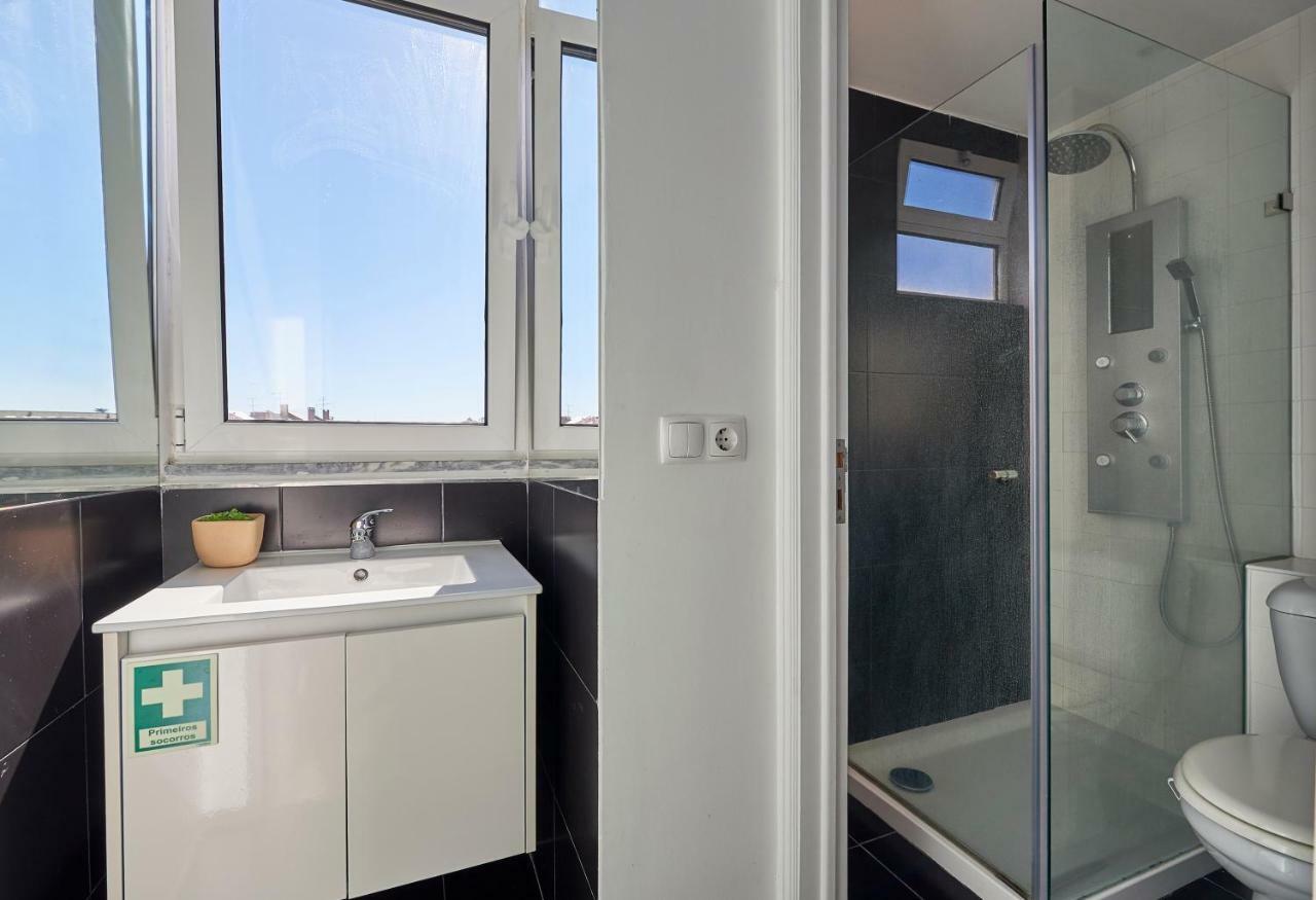 Charming Apartment Em Belem-Books And Canvas Lisboa Εξωτερικό φωτογραφία